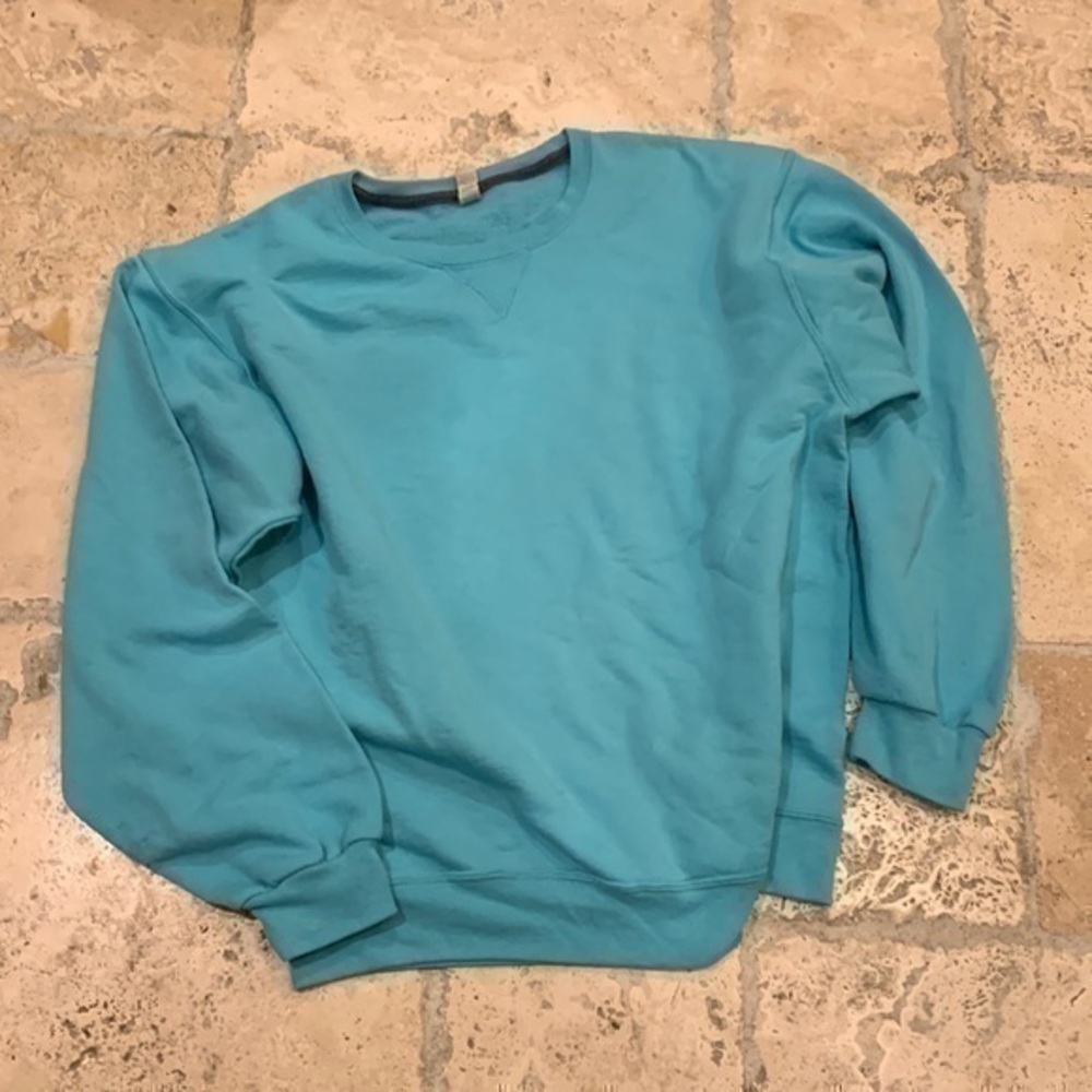 Sweater MOVING EVERYTHING MUST GO!